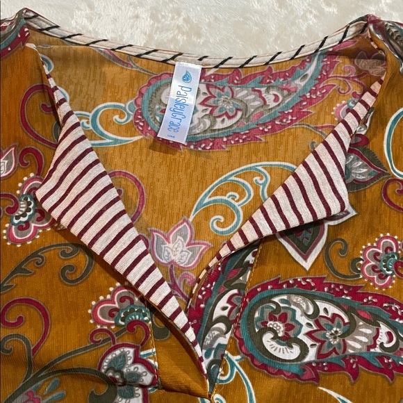 Paisley Grace Paisley Print Tunic Top - Picture 9 of 10